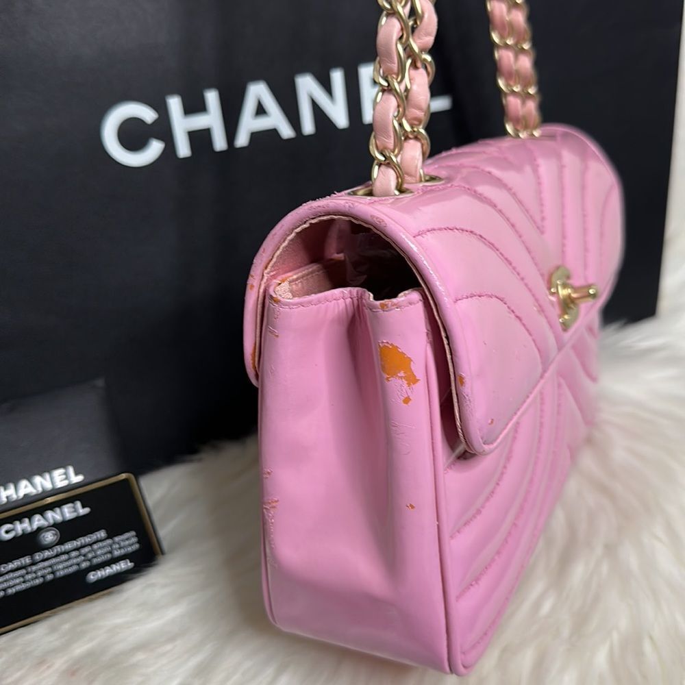 💯Authentic Chanel Vernis Shoulder Bag🍀 - Picture 9 of 17